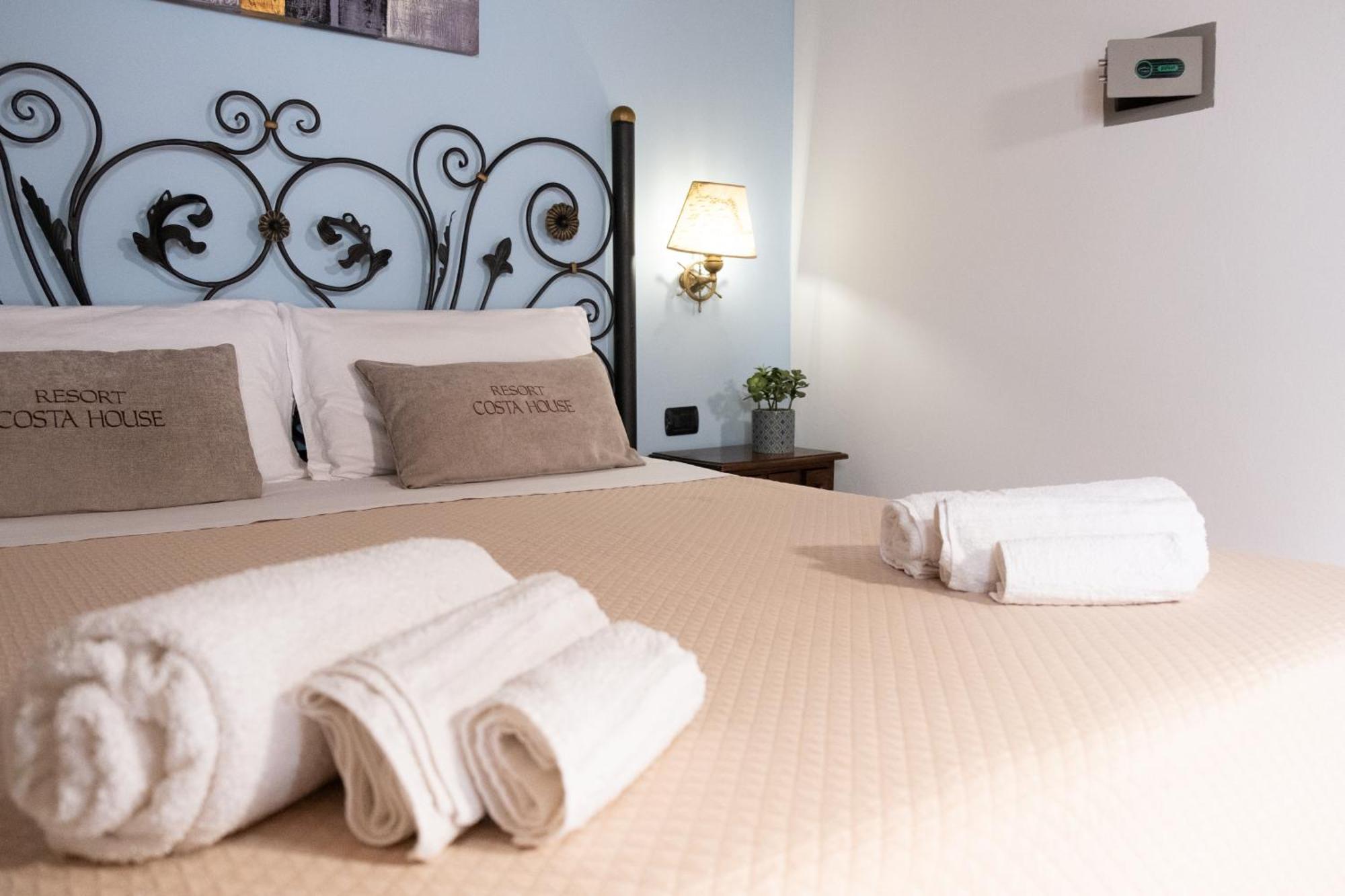 Agriturismo Resort Costa House LMP Buitenkant foto